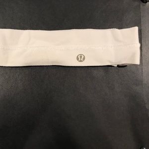 Lululemon Athletica Fly Away Tamer Headband